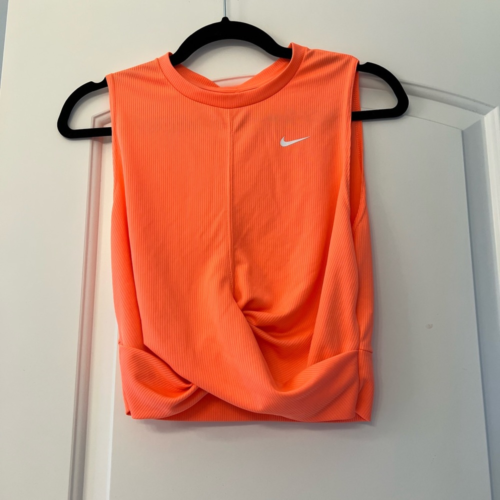 Nike crop tank